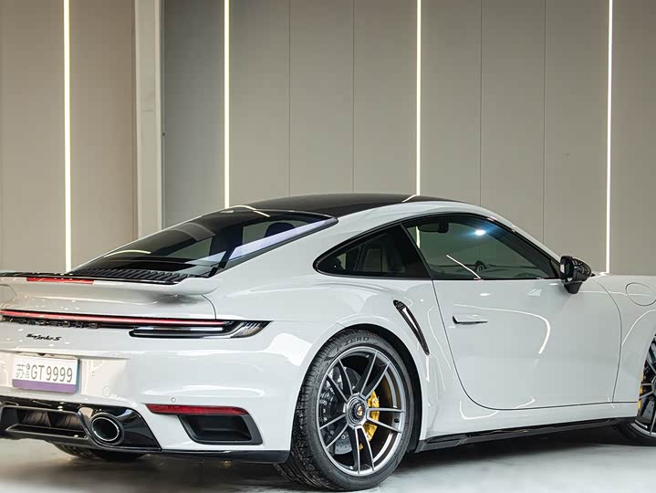 Фото 5 - Porsche 911