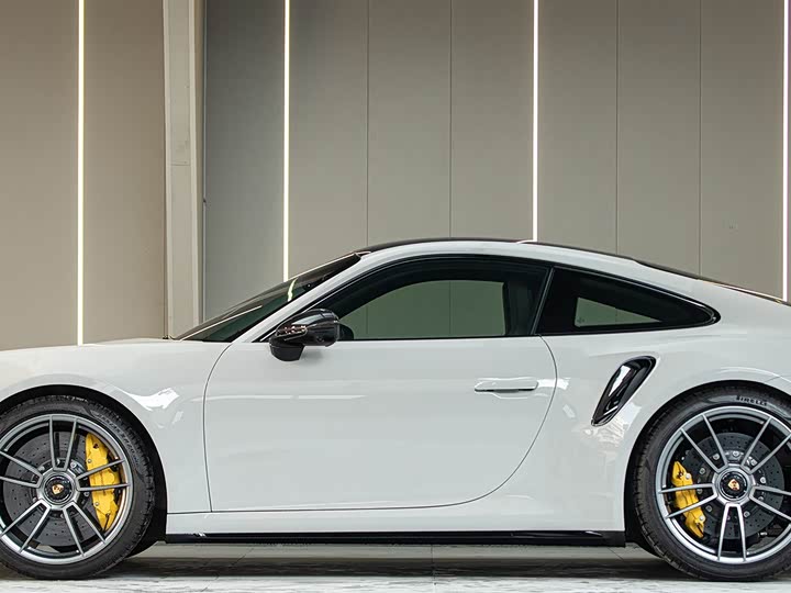 Фото 7 - Porsche 911