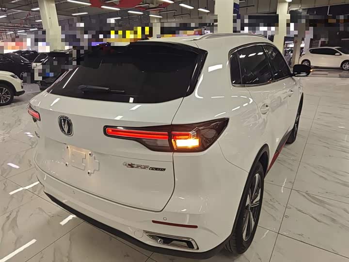 Фото 7 - Changan CS55 Plus