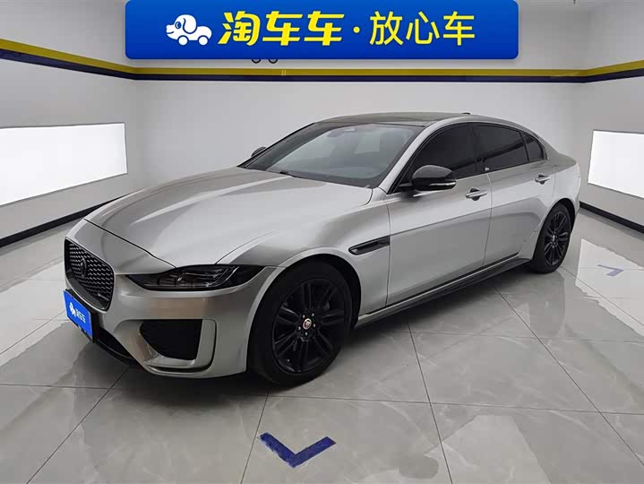 Фото 1 - Jaguar XE L