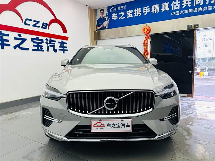 Фото 2 - Volvo XC60