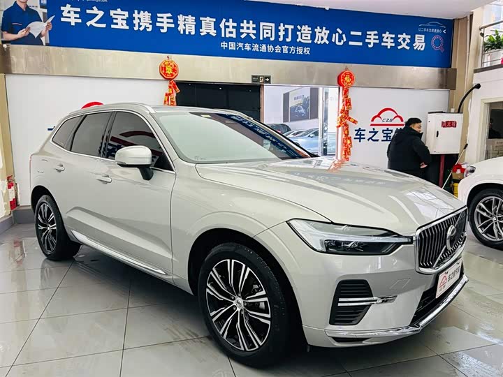 Фото 3 - Volvo XC60