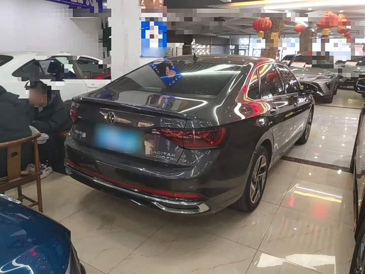 Фото 7 - Volkswagen Sagitar L