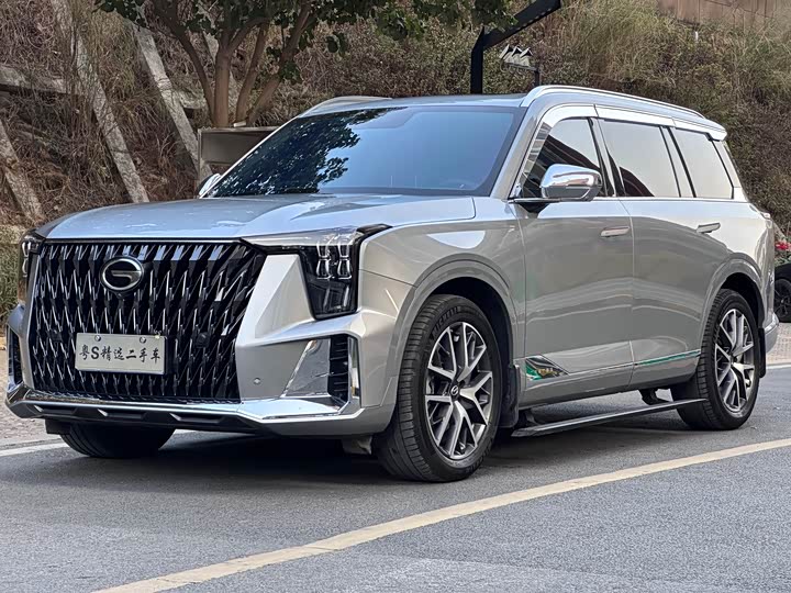 Фото 1 - GAC Trumpchi GS8