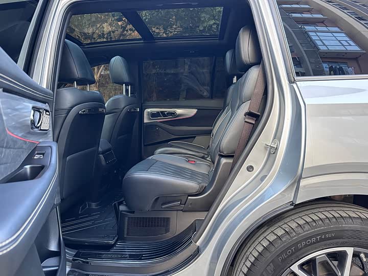 Фото 7 - GAC Trumpchi GS8