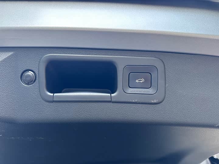 Фото 9 - GAC Trumpchi GS8