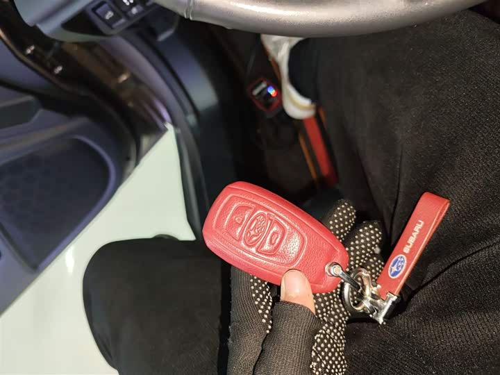 Фото 9 - Subaru Outback