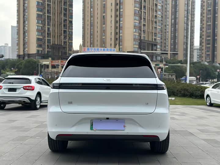 Фото 7 - LiXiang L6