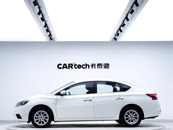 Фото 2 - Nissan Sylphy