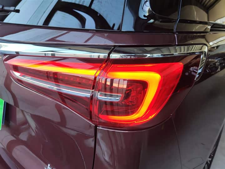 Фото 8 - Buick GL8 ES