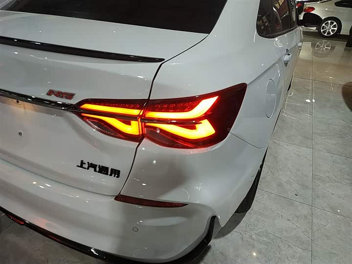 Фото 8 - Chevrolet Monza