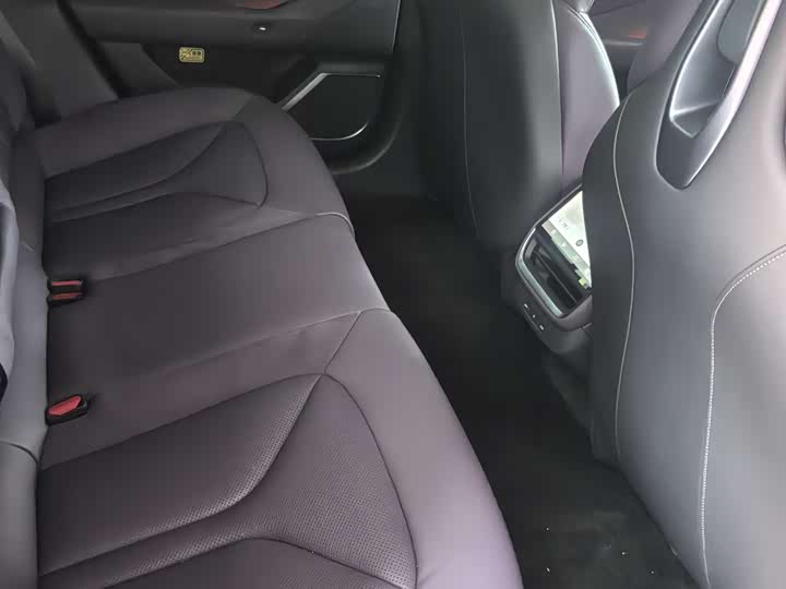 Фото 5 - XPeng P7