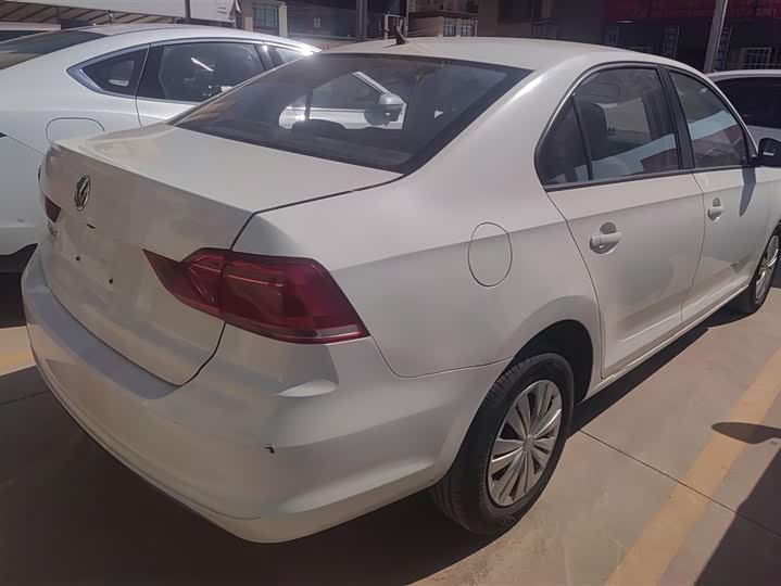 Фото 3 - Volkswagen Santana