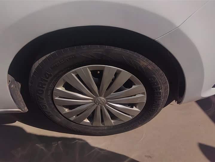 Фото 6 - Volkswagen Santana