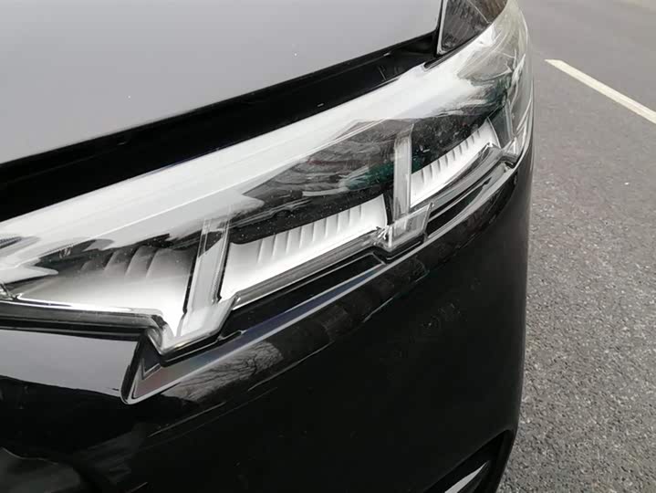 Фото 5 - Ford Mustang Mach-E