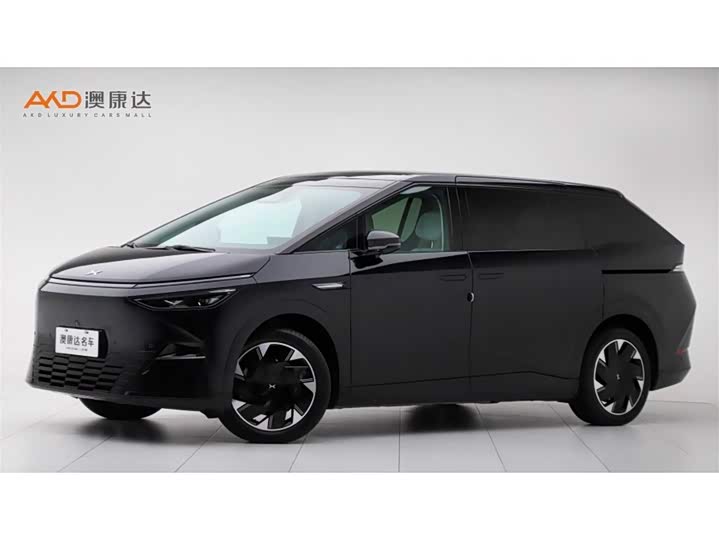 Фото 1 - XPeng X9