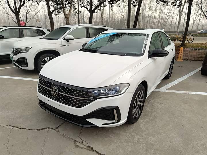 Фото 2 - Volkswagen Lavida