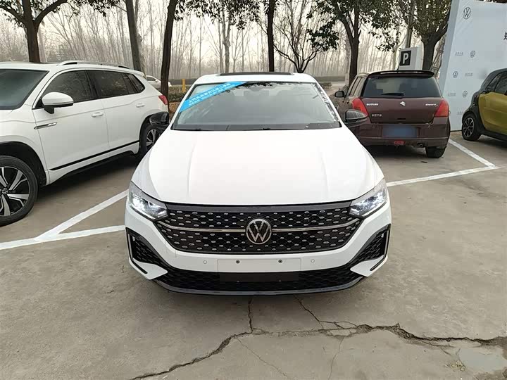 Фото 3 - Volkswagen Lavida