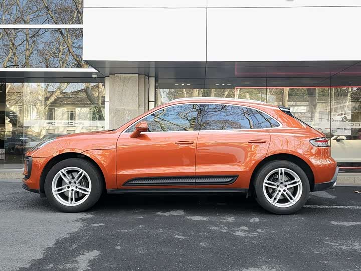 Фото 2 - Porsche Macan