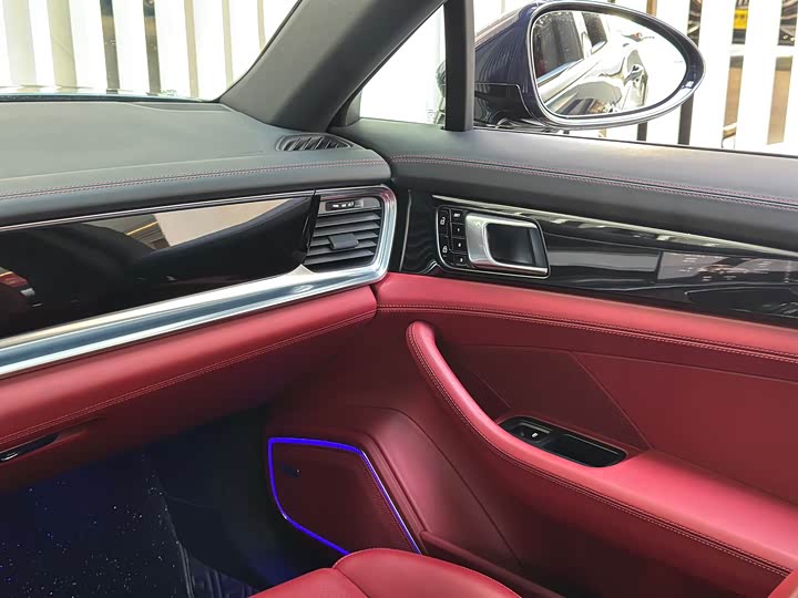 Фото 9 - Porsche Panamera