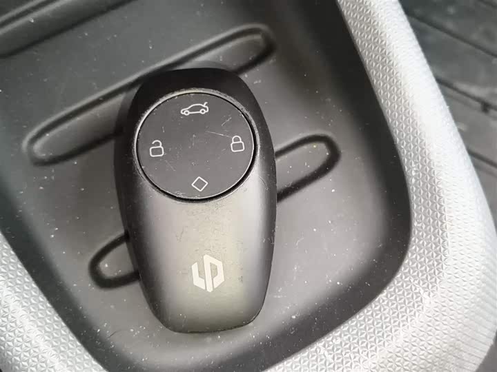 Фото 9 - Leapmotor T03