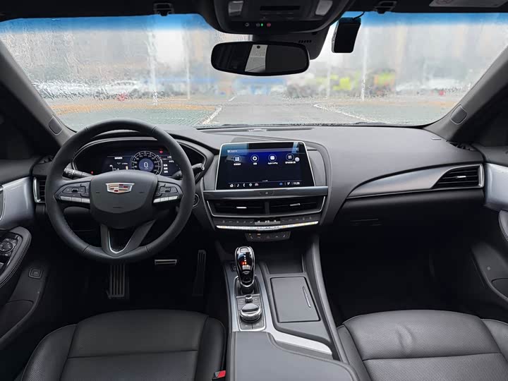 Фото 7 - Cadillac CT5