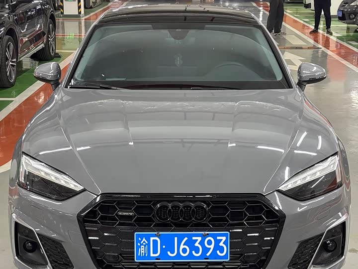 Фото 2 - Audi A5