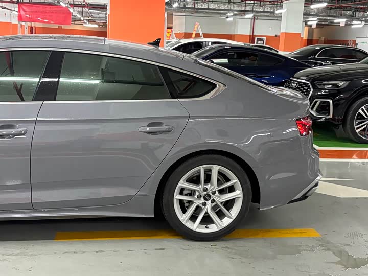 Фото 6 - Audi A5