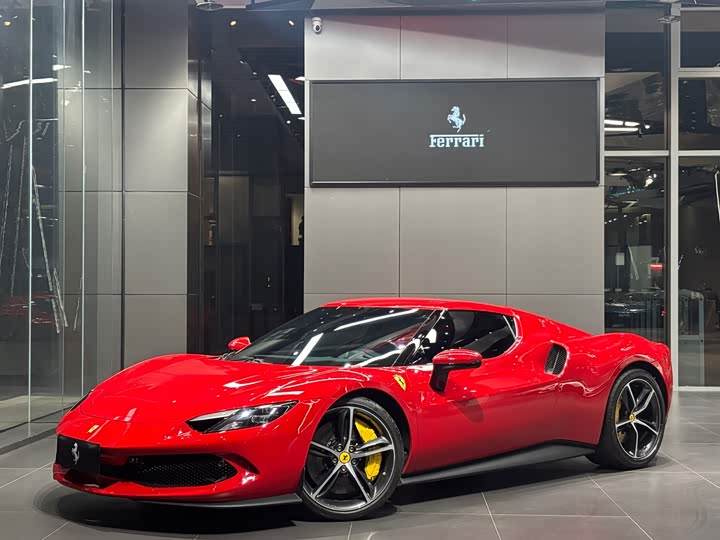 Фото 1 - Ferrari 296