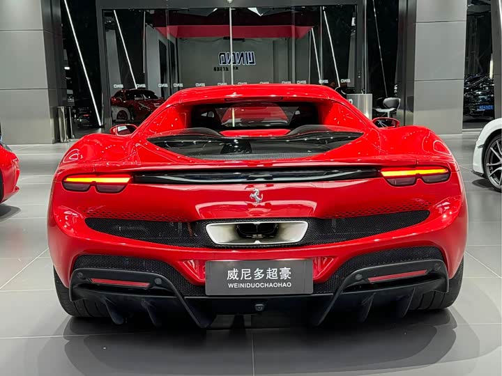 Фото 4 - Ferrari 296