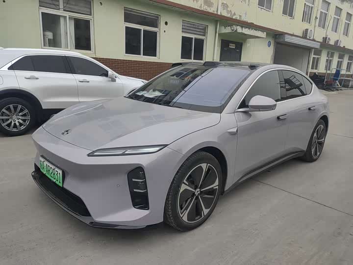 Фото 1 - Nio ET5