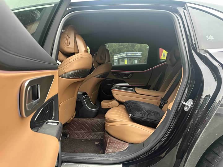 Фото 6 - Mercedes-Benz E-Class Hybrid