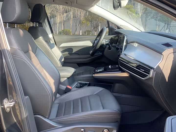 Фото 9 - Volkswagen Talagon