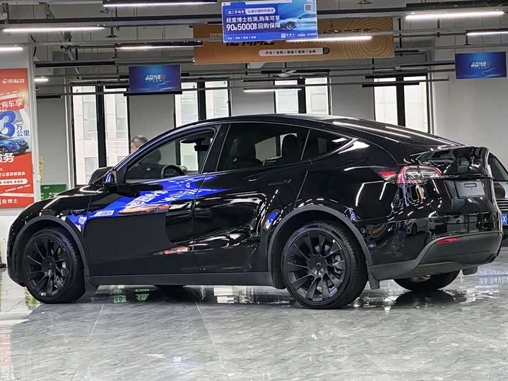 Фото 5 - Tesla Model Y