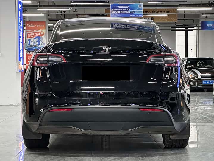 Фото 7 - Tesla Model Y