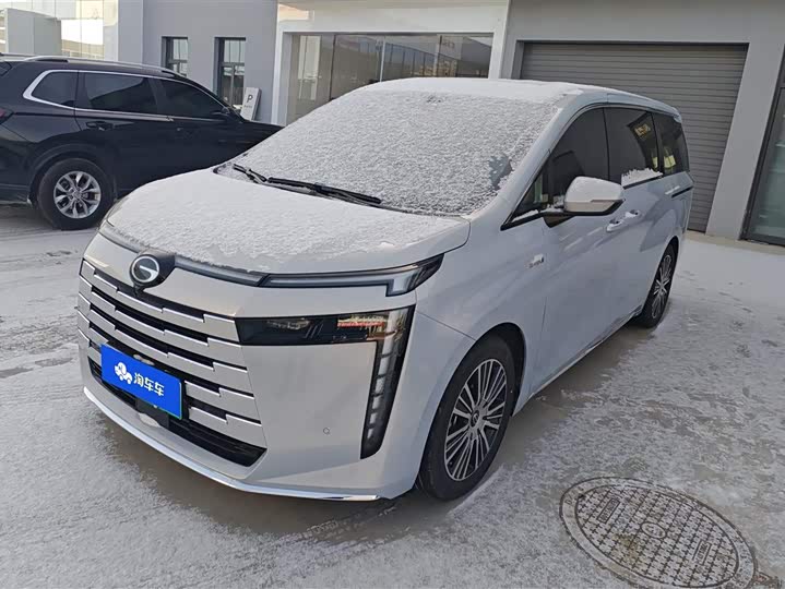 Фото 1 - GAC Trumpchi E8