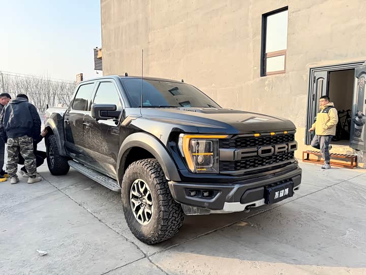 Фото 3 - Ford F-150 Raptor