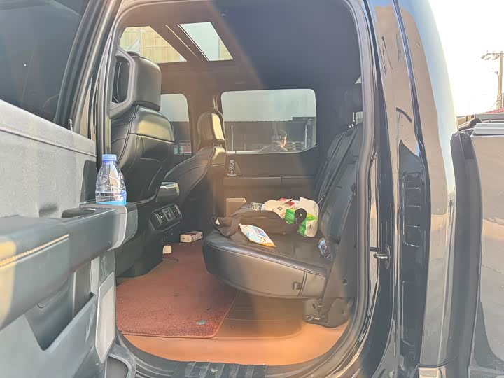 Фото 8 - Ford F-150 Raptor