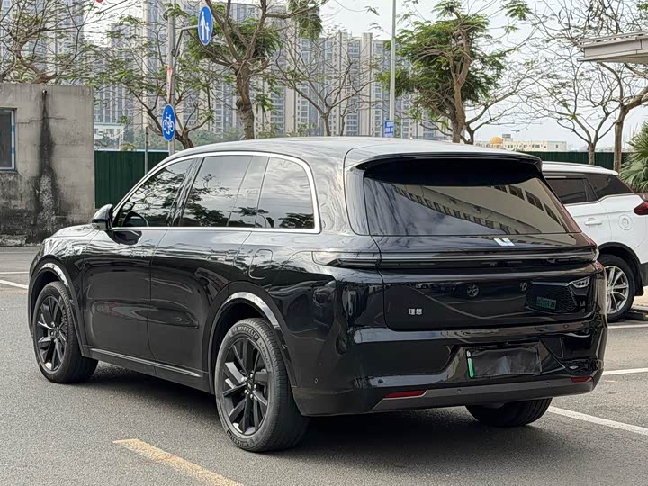 Фото 9 - LiXiang L8