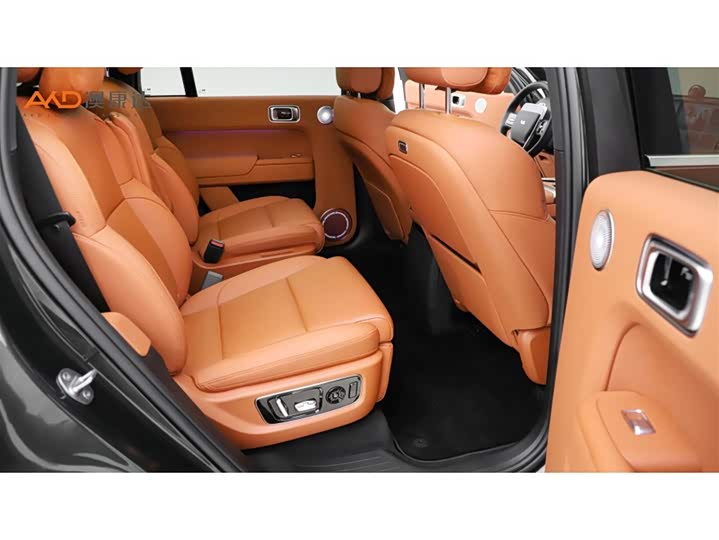 Фото 8 - LiXiang L9