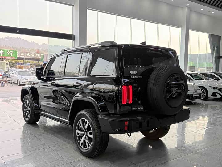 Фото 6 - Tank 300