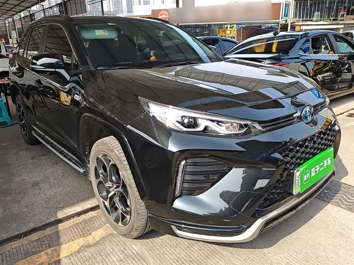 Фото 4 - Toyota Wildlander Hybrid