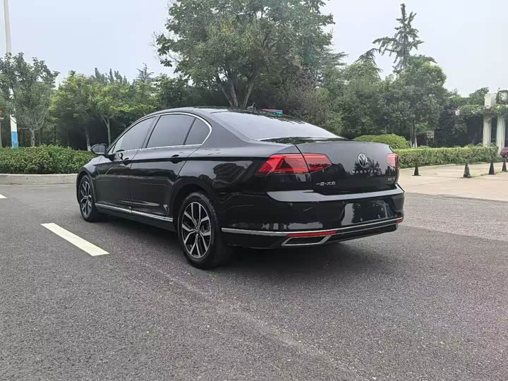 Фото 6 - Volkswagen Magotan