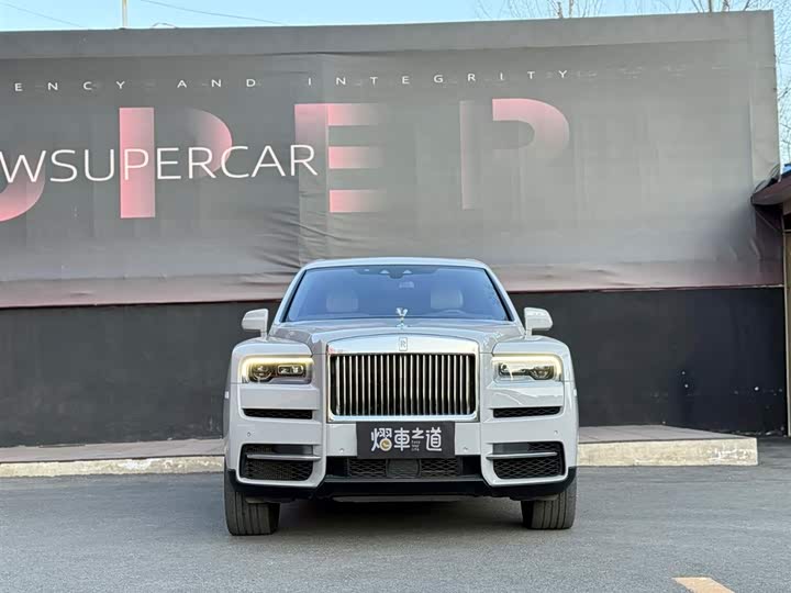 Фото 2 - Rolls-Royce Cullinan