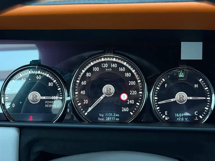 Фото 5 - Rolls-Royce Cullinan