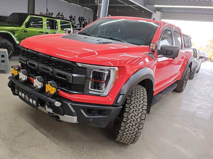 Фото 1 - Ford F-150 Raptor