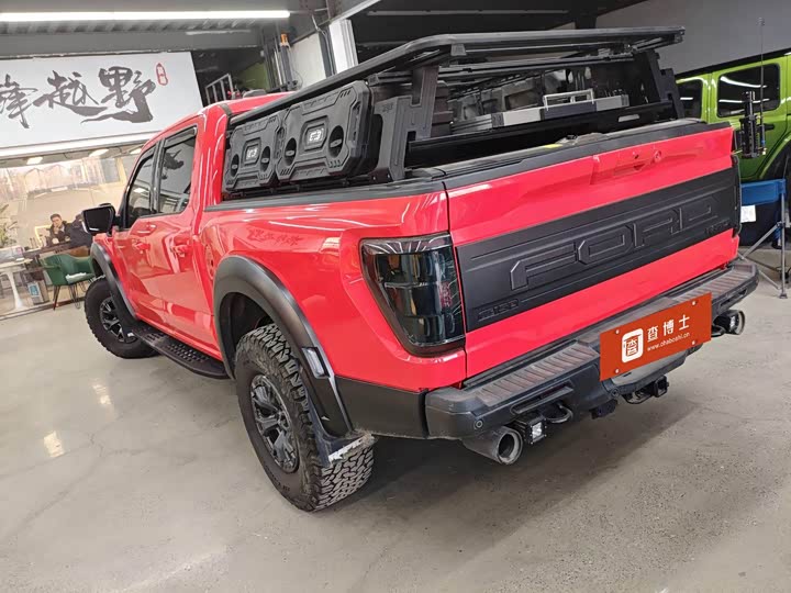 Фото 3 - Ford F-150 Raptor