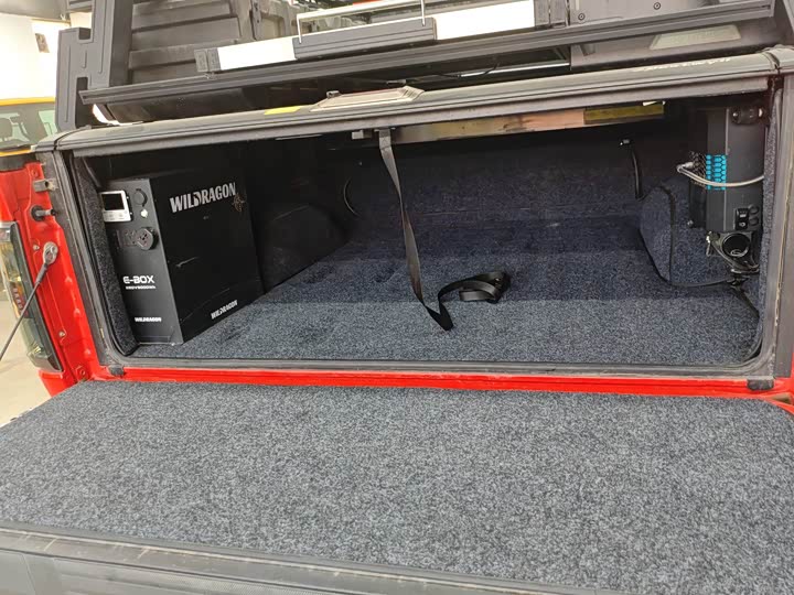 Фото 9 - Ford F-150 Raptor