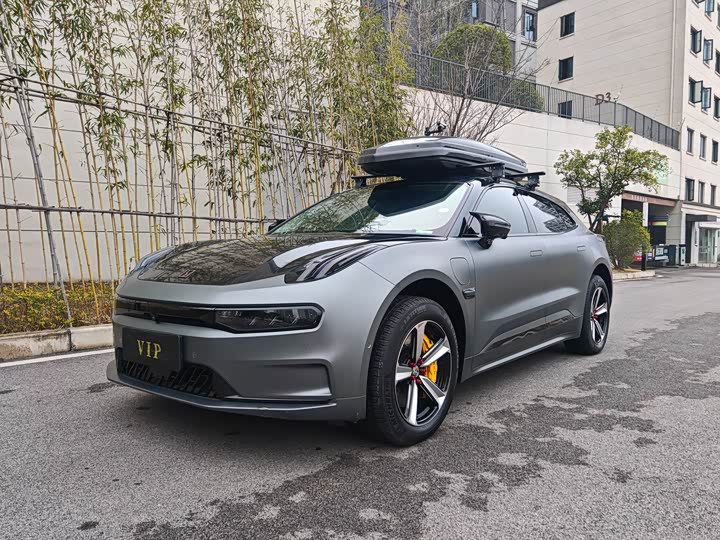 Фото 1 - Zeekr 001