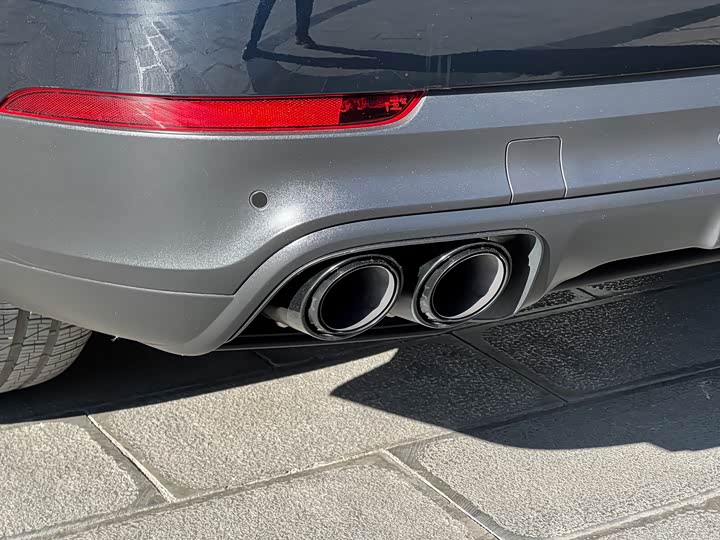 Фото 8 - Porsche Cayenne Hybrid